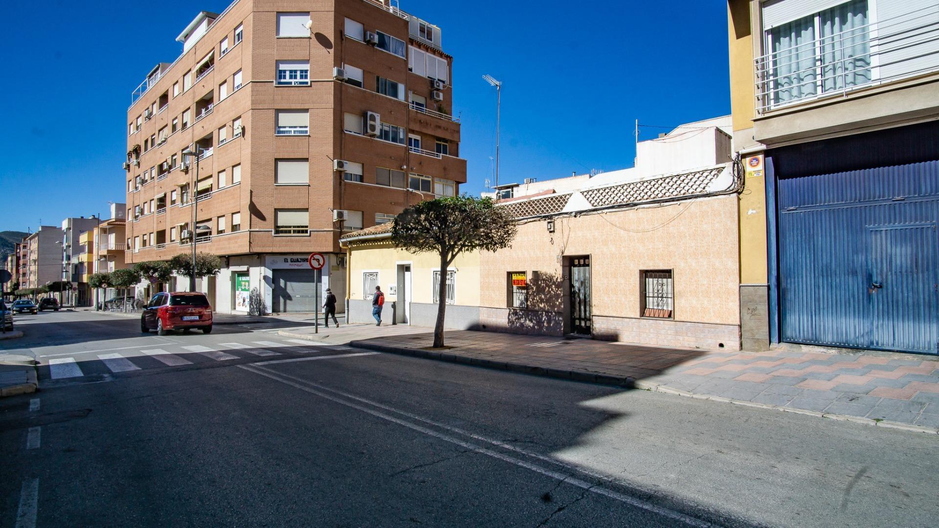 Terrain dans Petrer, Alicante à vendre Photo de l’immeuble– Image 1 sur 9