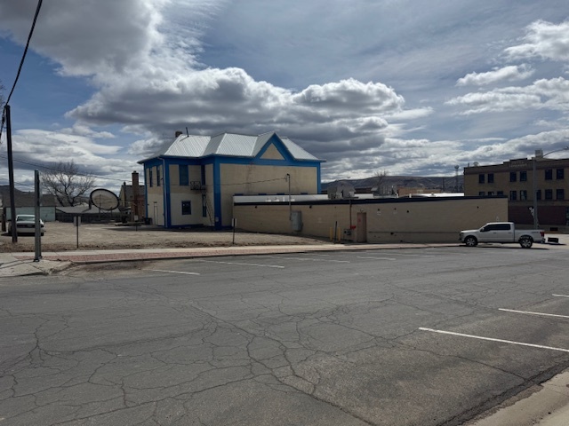 115 E Flaming Gorge Way, Green River, WY à vendre - Photo de l’immeuble – Image 2 sur 13