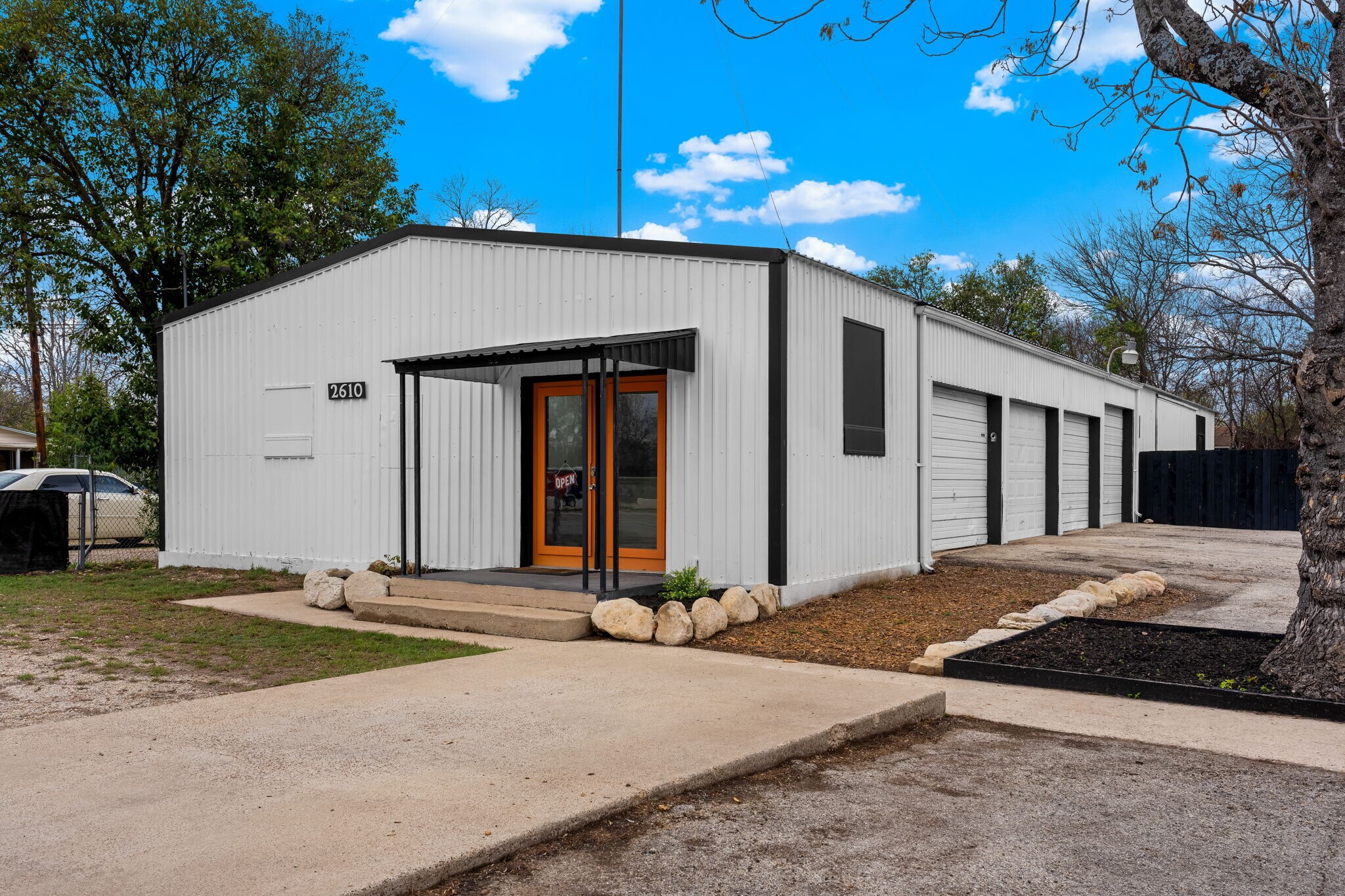 2610 Memorial Blvd, Kerrville, TX à vendre Photo principale– Image 1 sur 35