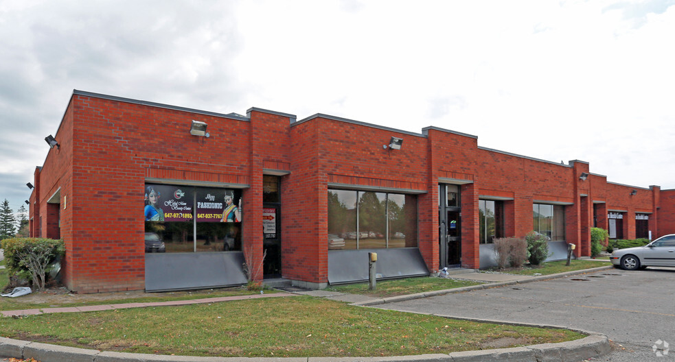 151 Nashdene Rd, Toronto, ON à louer - Photo de l’immeuble – Image 3 sur 8