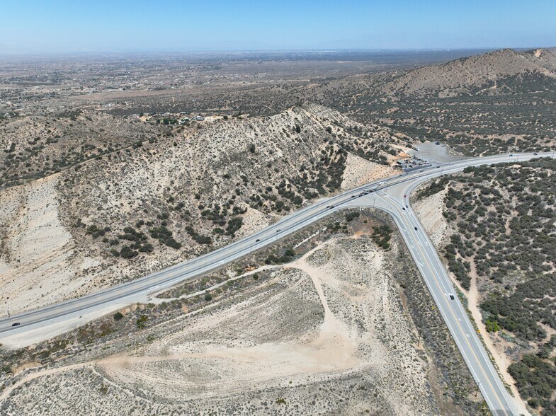 0 Hwy 138, Phelan, CA à vendre - Aérien – Image 3 sur 14