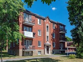 Plus de détails pour 2750 Av Van Horne, Montréal, QC - Logement à vendre