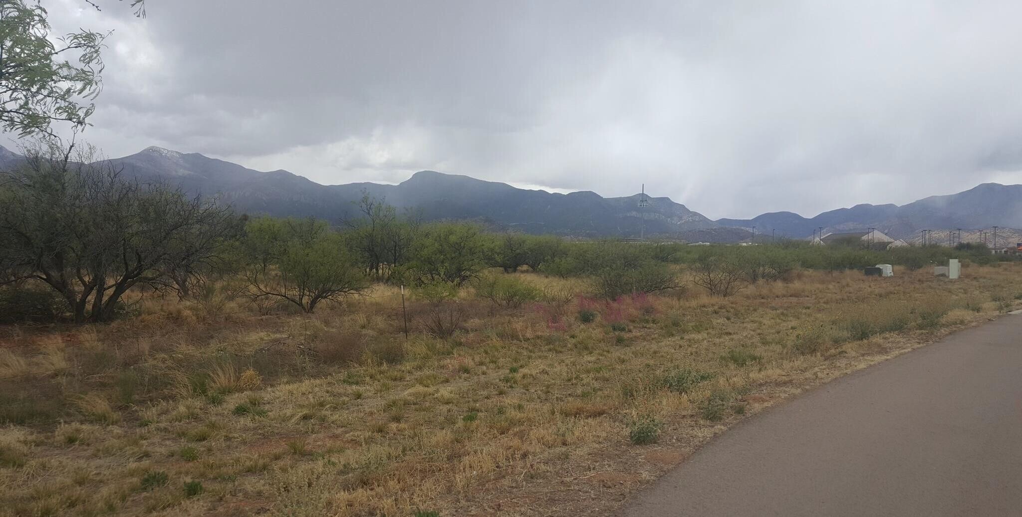 NEC Canyon De Flores & Golden Acres Drive, Sierra Vista, AZ à vendre Photo principale– Image 1 sur 2