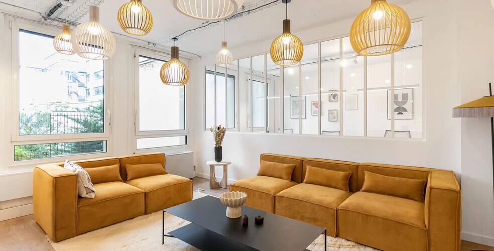 Espace de coworking dans Paris à louer - Photo de l’immeuble – Image 2 sur 7