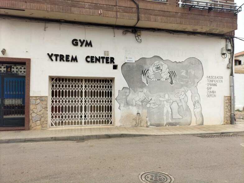 Local commercial dans Cox, Alicante à vendre - Photo de l’immeuble – Image 1 sur 7