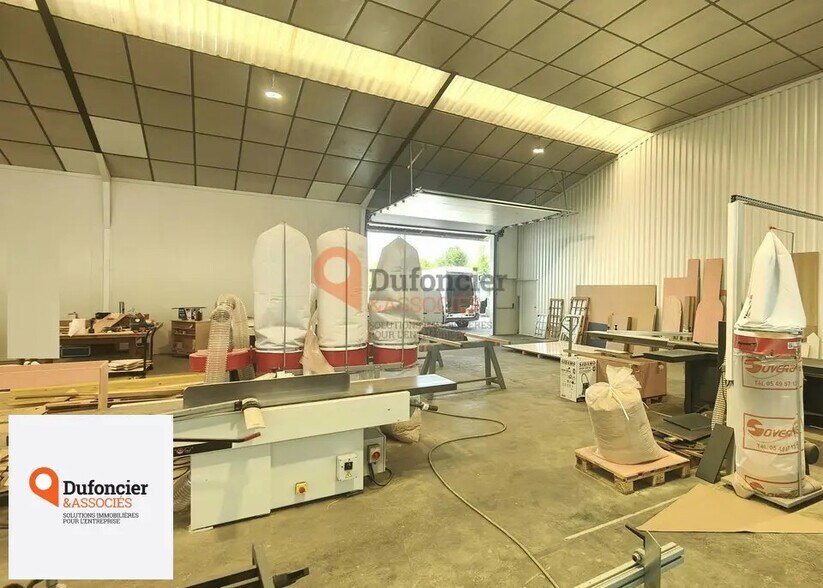 Local d’activités dans Poitiers à louer - Photo intérieure – Image 2 sur 5