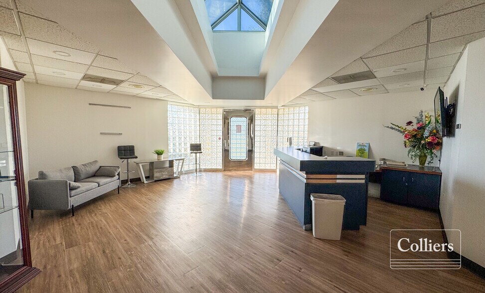 1906 Pineview Dr, Columbia, SC à vendre - Hall d’entrée – Image 2 sur 7