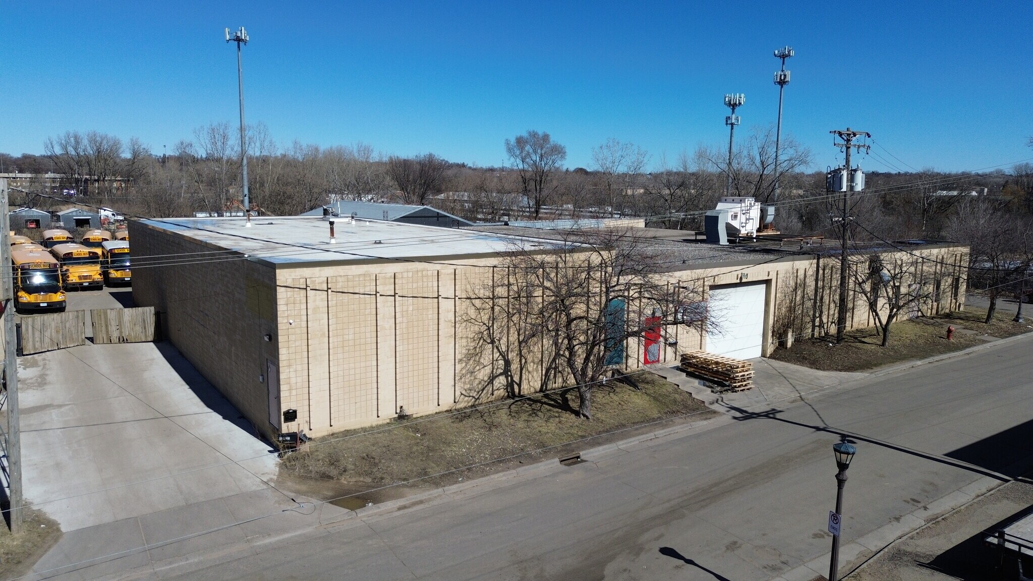 45 Ivy Ave W, Saint Paul, MN à louer Photo principale– Image 1 sur 7