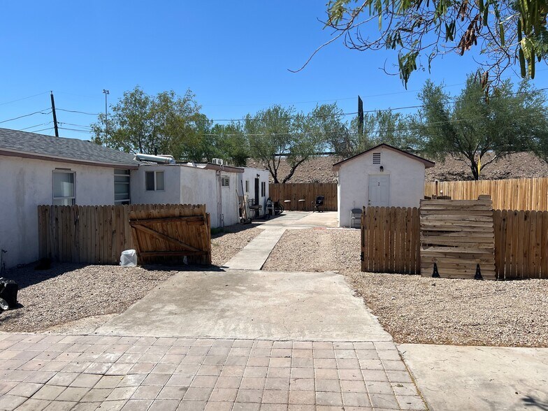 1217 E Hess Ave, Phoenix, AZ à vendre - Photo de l’immeuble – Image 2 sur 9