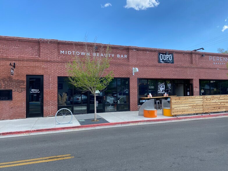 16 St Lawrence Avenue, Reno, NV à louer - Photo principale – Image 2 sur 7