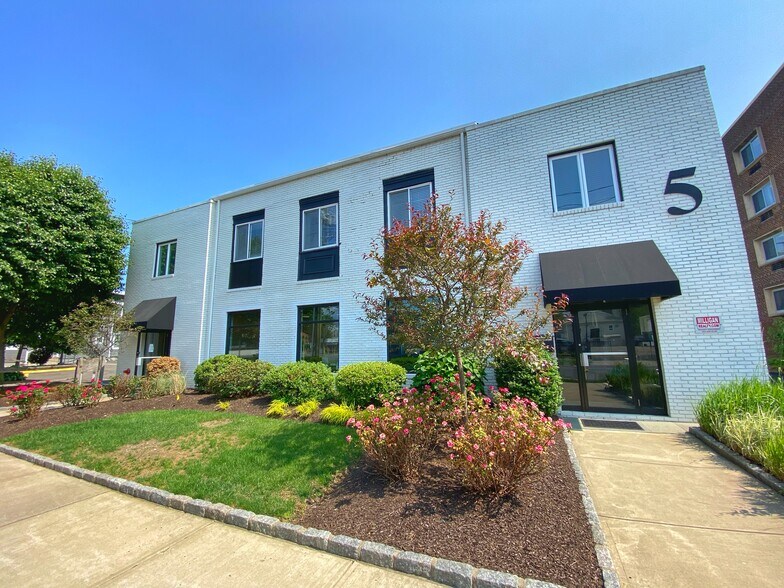 Wall Street Area Apts portefeuille de 2 biens à vendre sur LoopNet.fr - Photo de l’immeuble – Image 3 sur 13