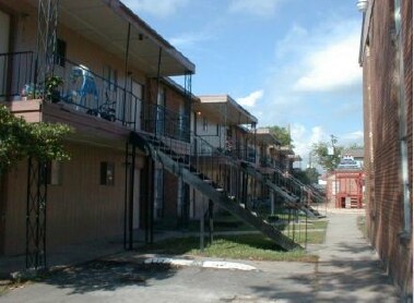 122 E Crosstimbers St, Houston, TX à vendre - Photo de l’immeuble – Image 3 sur 22