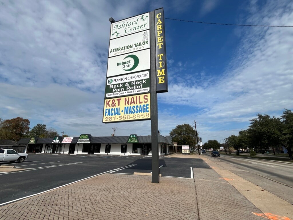 1650-1660 S Dairy Ashford Rd, Houston, TX à louer Photo de l’immeuble– Image 1 sur 12