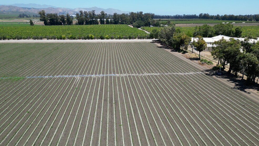 5848 Santa Clara Ave, Camarillo, CA à vendre - Photo principale – Image 1 sur 4