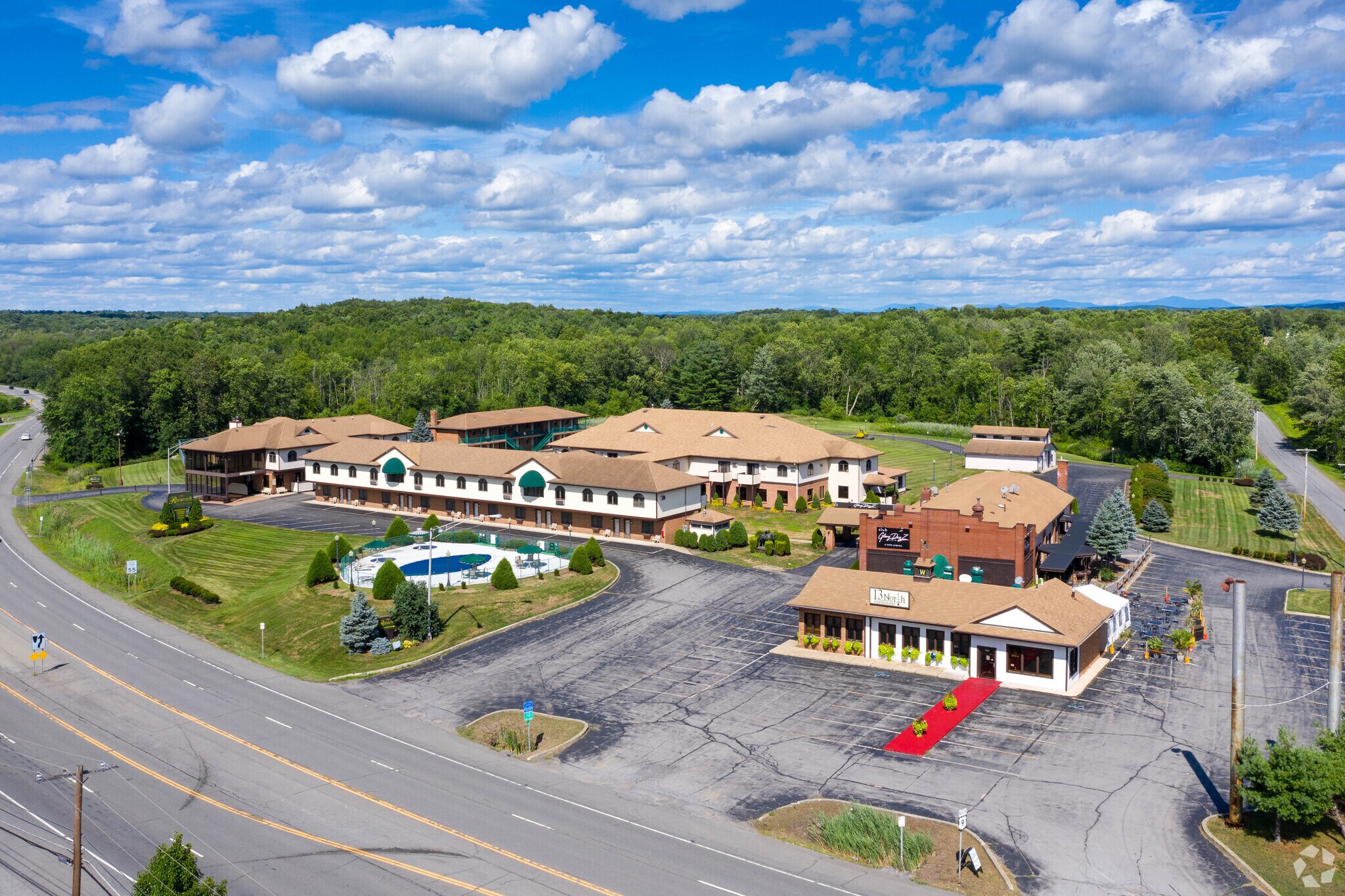 2955-2961 State Route 9, Ballston Spa, NY 12020, Ballston Spa, NY à louer Photo de l’immeuble– Image 1 sur 29