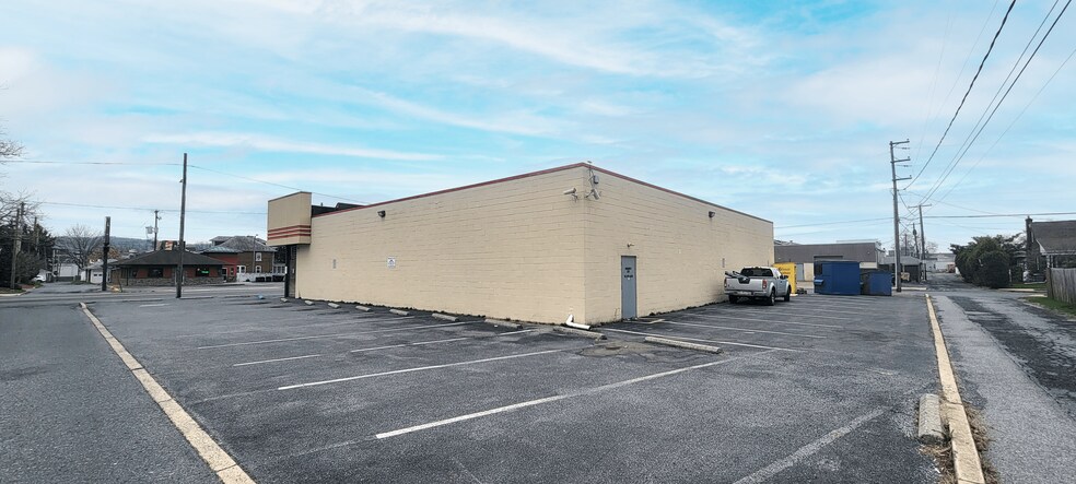 2301 Union Blvd, Allentown, PA à vendre - Photo de l’immeuble – Image 3 sur 5
