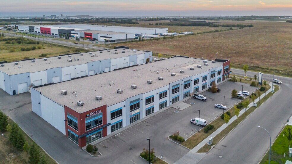 14165-16183 162 Av NW, Edmonton, AB à vendre - Photo de l’immeuble – Image 3 sur 3