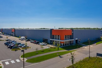 Plus de détails pour 44 Northern Stacks Dr N, Fridley, MN - Industriel/Logistique à louer