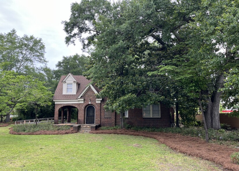 6406 Garners Ferry Rd, Columbia, SC à louer - Photo de l’immeuble – Image 1 sur 11