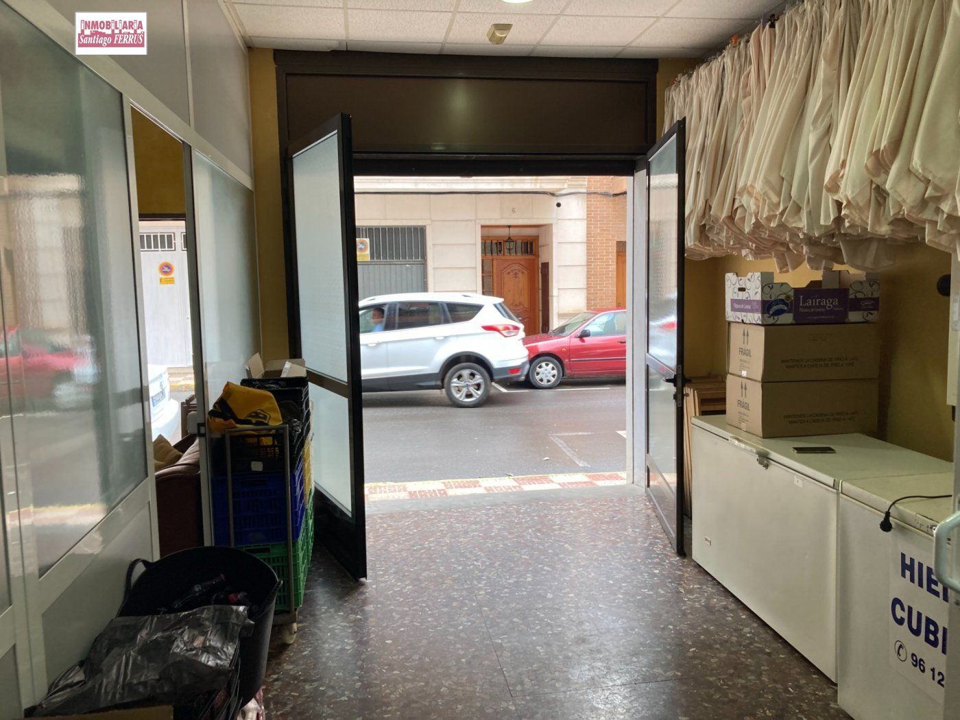Local commercial dans Almussafes, Valencia à vendre Photo de l’immeuble– Image 1 sur 14