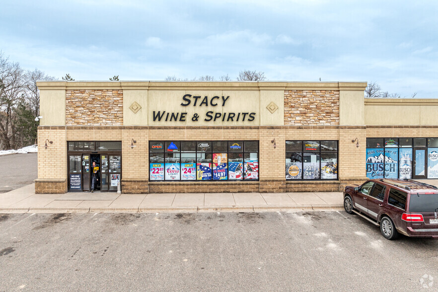 30962 Fenway Ave, Stacy, MN à louer - Photo de l’immeuble – Image 3 sur 12