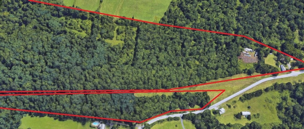 390 St Andrews Rd, Walden, NY à vendre - Aérien – Image 2 sur 3