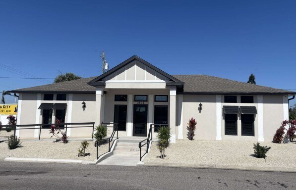 3503 14th St W, Bradenton, FL à louer - Photo de l’immeuble – Image 2 sur 2