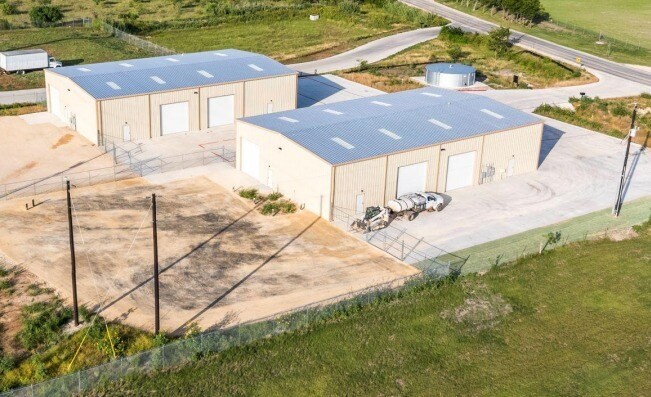 764 Soechting Rd, New Braunfels, TX à louer - Photo de l’immeuble – Image 2 sur 13