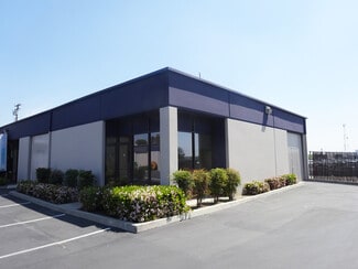 Plus de détails pour 330 E Orangethorpe Ave, Placentia, CA - Industriel/Logistique à louer