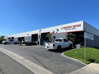 Plus de détails pour 1010-1016 W Barkley Ave, Orange, CA - Industriel/Logistique à vendre