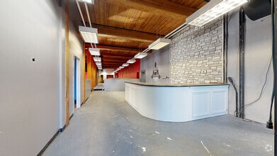 290 Pratt St, Meriden, CT à louer Numérisation 3D Matterport– Image 1 sur 9
