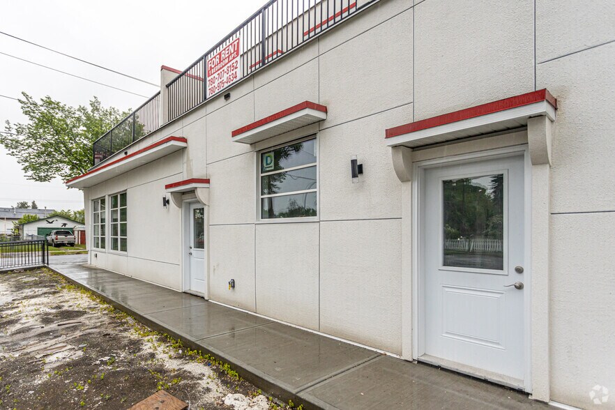 12904 116 St NW, Edmonton, AB à louer - Photo de l’immeuble – Image 2 sur 22