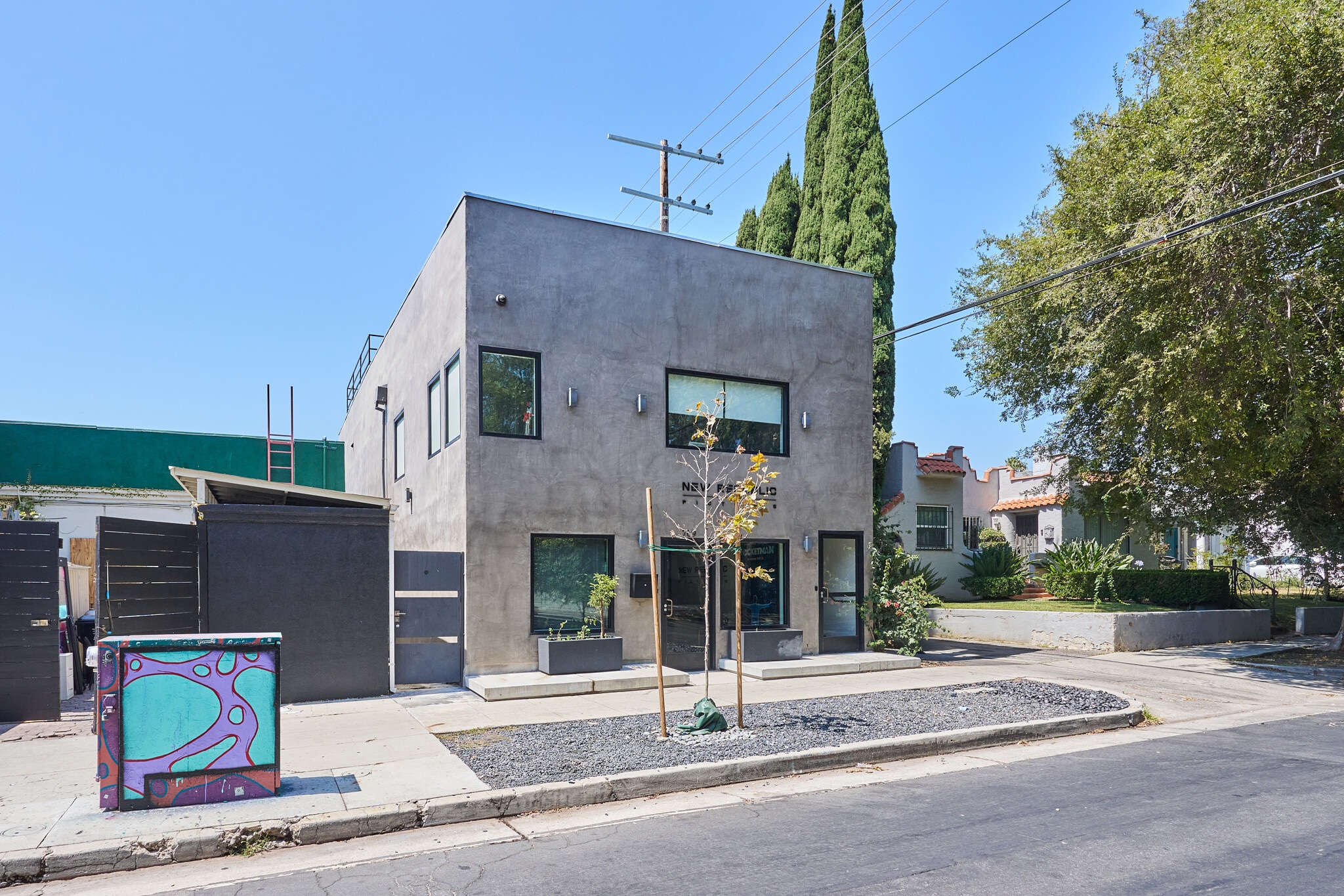 709 N Gardner St, Los Angeles, CA à vendre Photo de l’immeuble– Image 1 sur 14