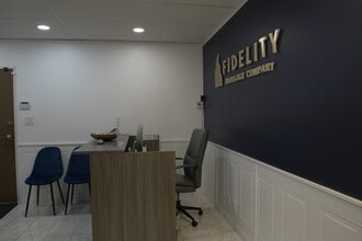 8301 Florence Ave, Downey, CA à louer Photo intérieure– Image 1 sur 7