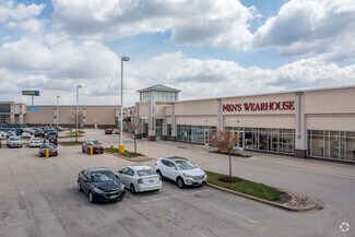 Plus de détails pour 702-734 E Boughton Rd, Bolingbrook, IL - Local commercial à louer