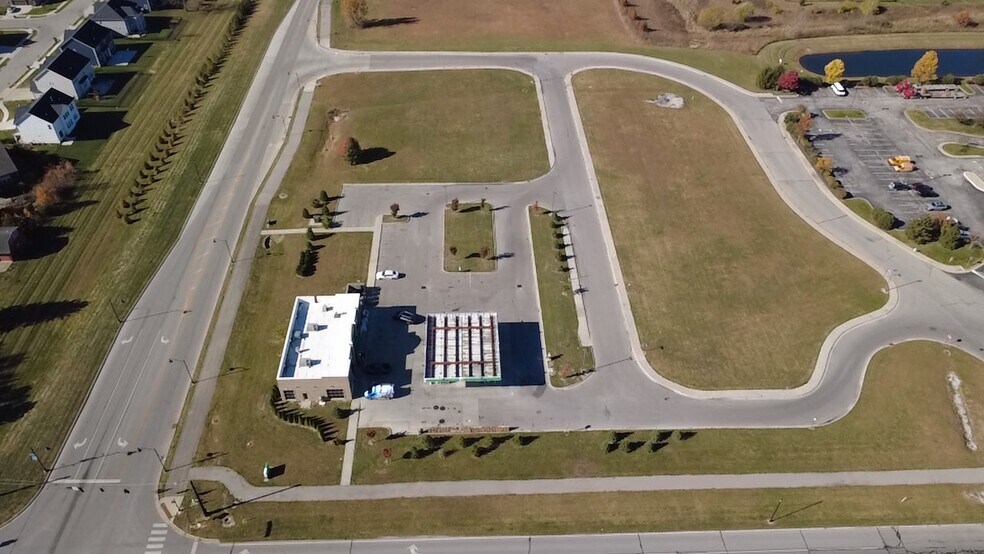 7963 Paul Ave, Brownsburg, IN à vendre - Photo de l’immeuble – Image 2 sur 10