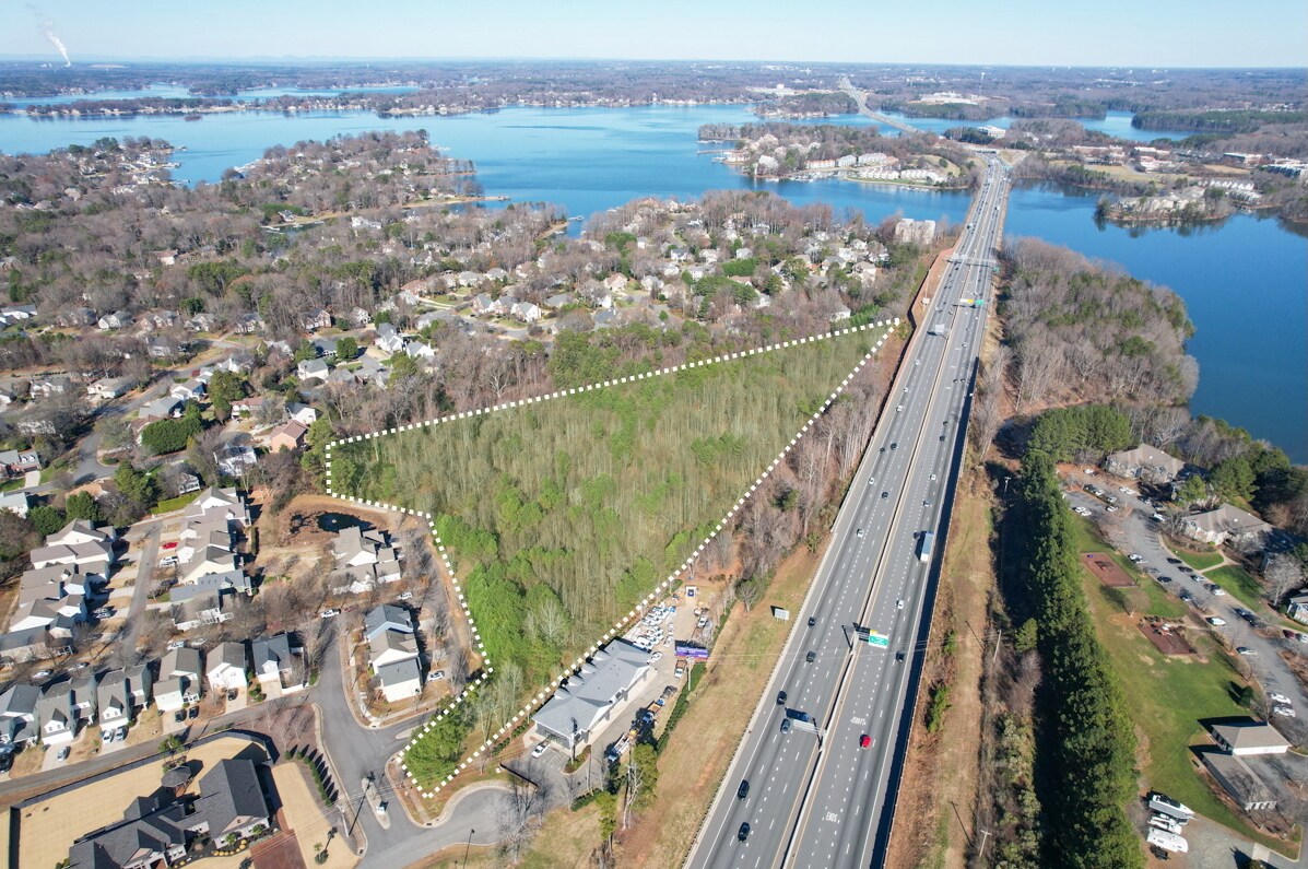 Knox Rd, Cornelius, NC à vendre Photo principale– Image 1 sur 11