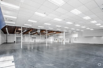 2870 S Harbor Blvd, Santa Ana, CA à louer Photo intérieure– Image 1 sur 14