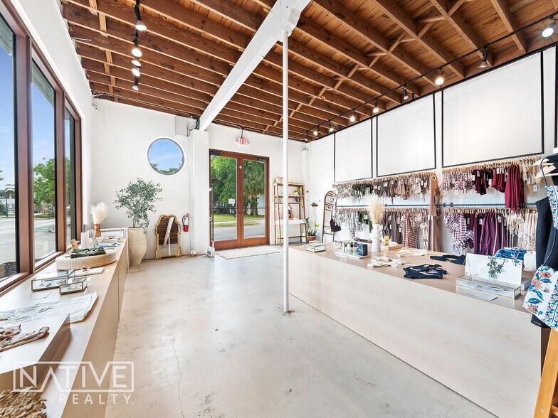 530 NE 13th St, Fort Lauderdale, FL à louer - Photo de l’immeuble – Image 3 sur 10