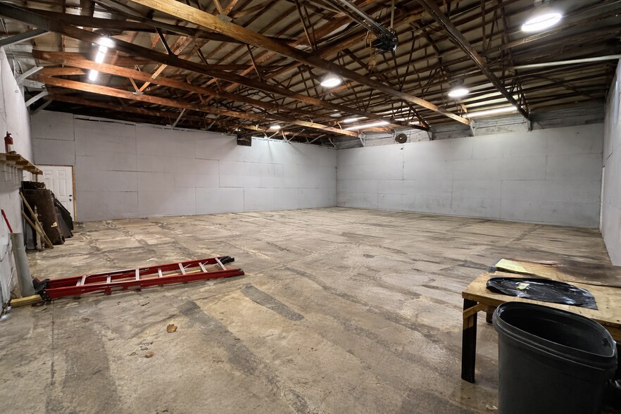 231 E Walnut St, Chatham, IL à louer - Photo de l’immeuble – Image 2 sur 5