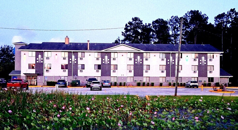 120 Robert L Edenfield Dr, Kingsland, GA à vendre - Photo de l’immeuble – Image 2 sur 7