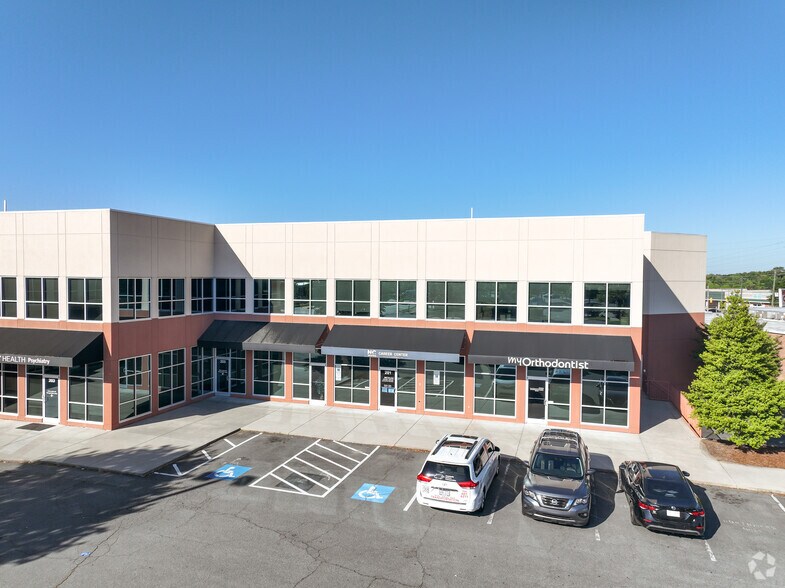845 Church St N, Concord, NC à louer - Photo de l’immeuble – Image 3 sur 8