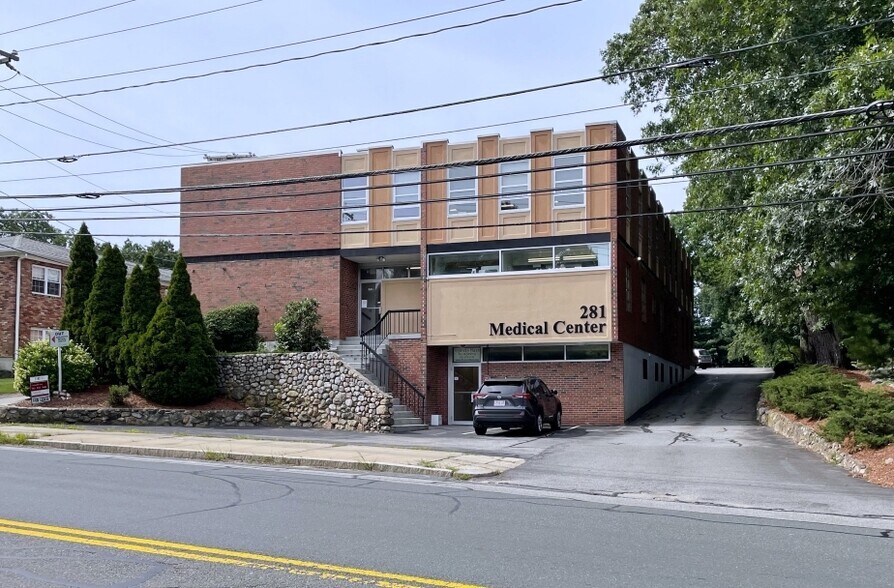 281 Cambridge St, Burlington, MA à vendre - Photo de l’immeuble – Image 2 sur 24
