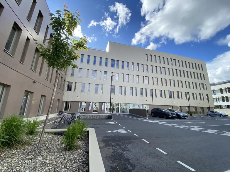 Bureau dans Rennes à vendre - Photo de l’immeuble – Image 3 sur 9