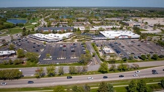 Plus de détails pour 220-290 Hawthorn Rd, Vernon Hills, IL - Local commercial à louer