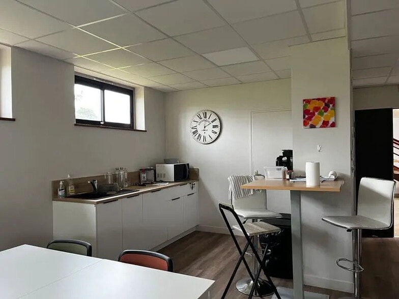 Bureau dans Bois-Guillaume à vendre - Photo intérieure – Image 3 sur 15