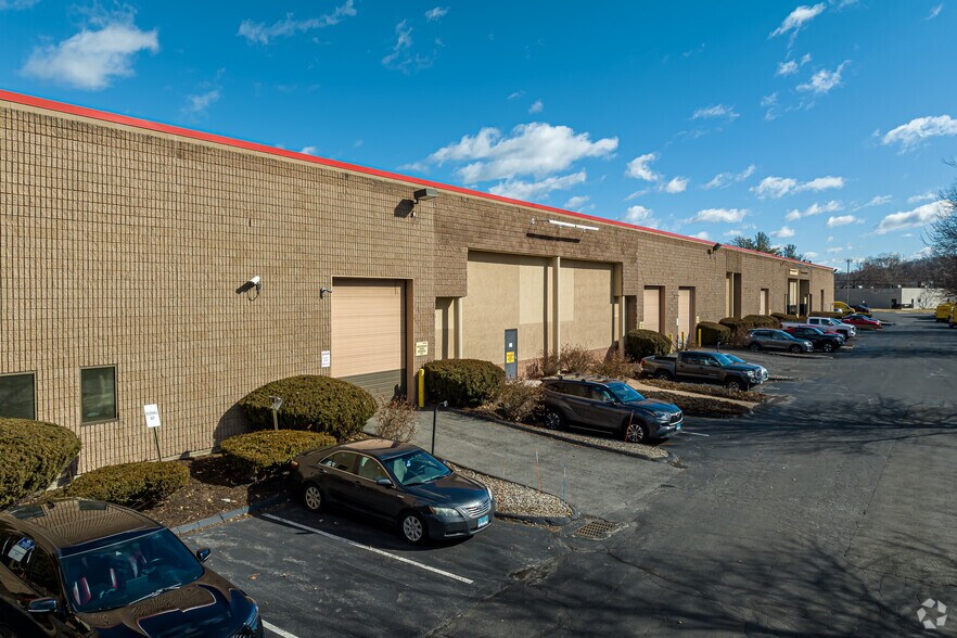 141 South St, West Hartford, CT à louer - Photo de l’immeuble – Image 2 sur 4