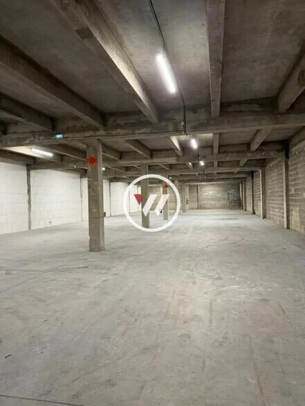 Industriel/Logistique dans Le Blanc-Mesnil à louer - Photo de l’immeuble – Image 2 sur 7