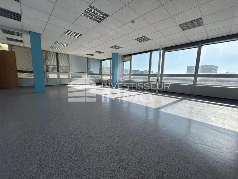 Bureau dans Cergy à louer - Photo intérieure – Image 2 sur 11