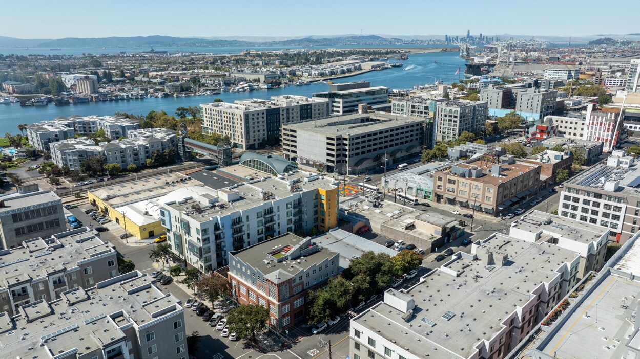 225 3rd St, Oakland, CA à vendre Photo principale– Image 1 sur 4